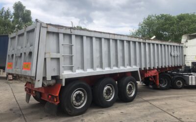 TIPPING TRAILER